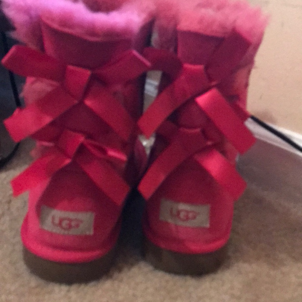 Authentic UGG BAILEY BOW